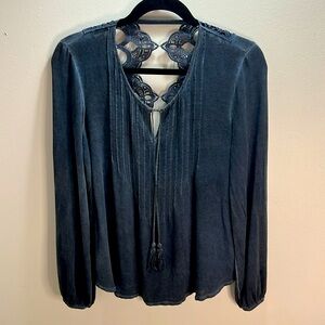 Size Medium Blue Stone Wash Boho Crochet Lace Woman’s Long Sleeve Tasseled Top